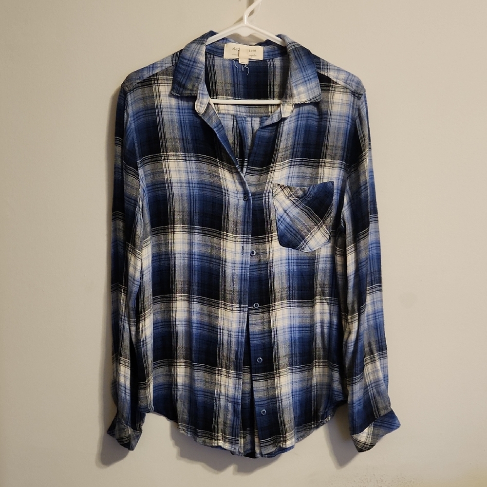 [LAST CHANCE] Cloth & Stone Navy and White Plaid Shirt